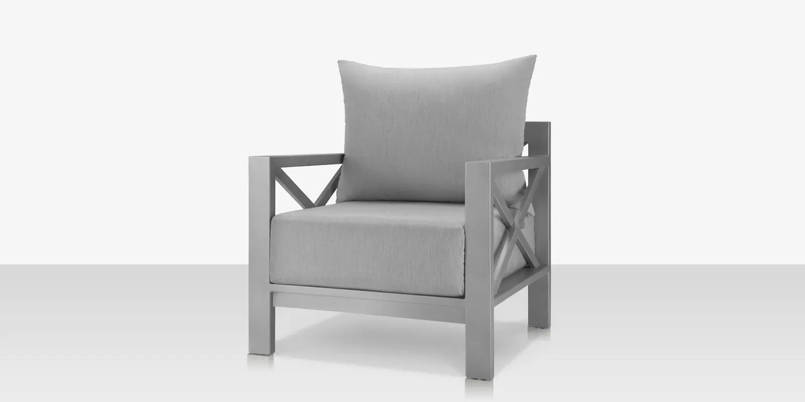 dynasty_clubchair_silver_angle.webp