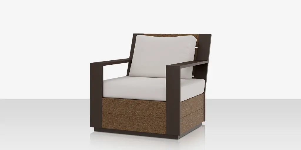eclipse_clubchair_highback_angle.webp