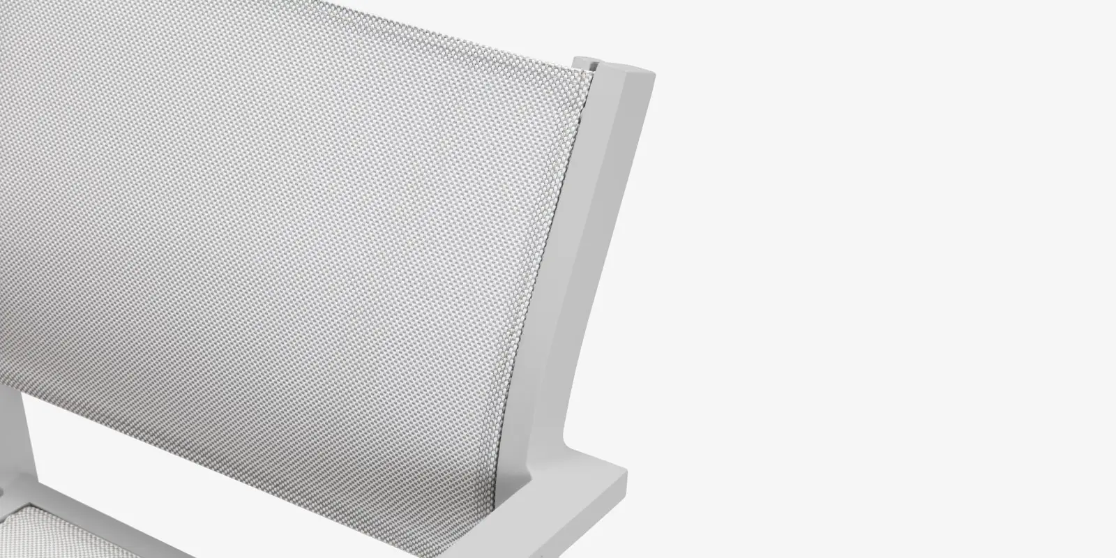 17_fusion_dining_armchair_white_silver_new_closeup_1.webp