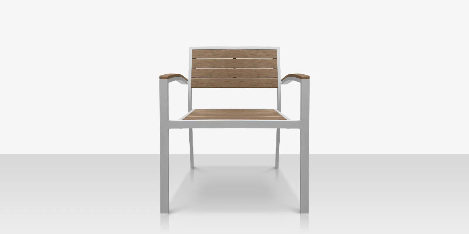 01_napa_kesslersilver_teak_clubchair_front.webp