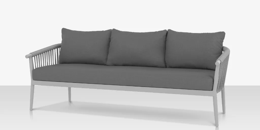 07_vines_sofa_02_angle.webp